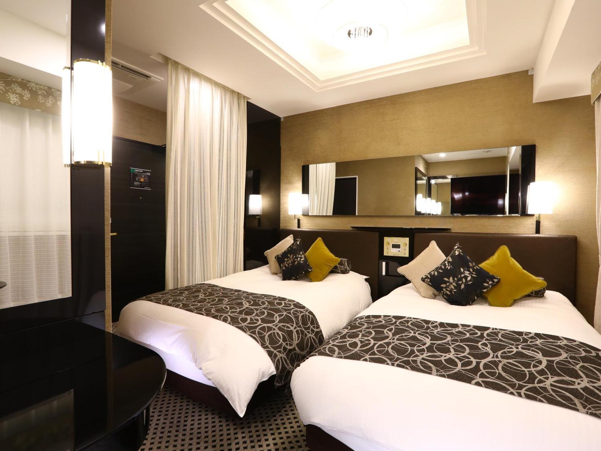Apa Hotel Iidabashi Ekimae Tokyo Dış mekan fotoğraf